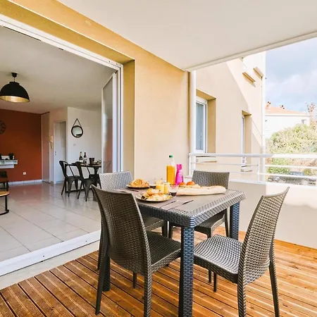 Confort ! Calme, Climatisation, Piscine, Parking Gratuit, Grande Terrasse, Netflix, Wifi Carcassonne