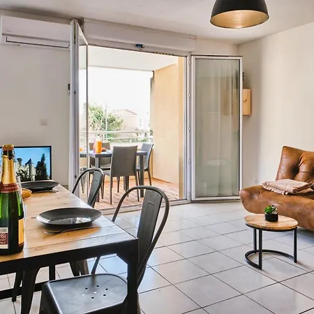 Апартаменты Confort ! Calme, Climatisation, Piscine, Parking Gratuit, Grande Terrasse, Netflix, Wifi Каркассон