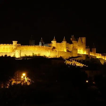 Confort ! Calme, Climatisation, Piscine, Parking Gratuit, Grande Terrasse, Netflix, Wifi *