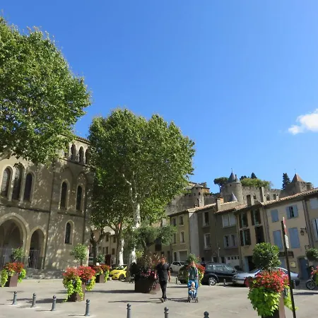 Confort ! Calme, Climatisation, Piscine, Parking Gratuit, Grande Terrasse, Netflix, Wifi Апартаменты *