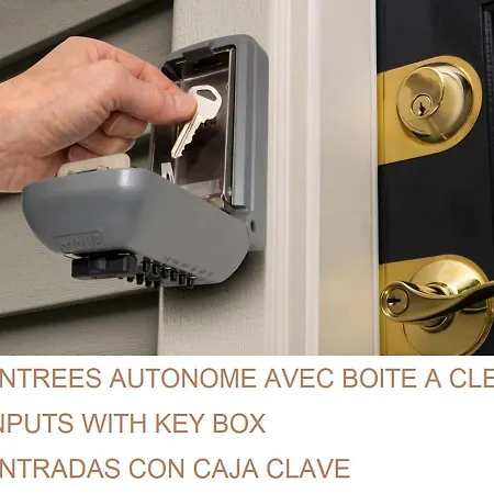 Апартаменты Confort ! Calme, Climatisation, Piscine, Parking Gratuit, Grande Terrasse, Netflix, Wifi *