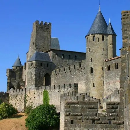 Confort ! Calme, Climatisation, Piscine, Parking Gratuit, Grande Terrasse, Netflix, Wifi * Carcassonne
