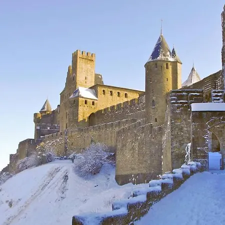 Confort ! Calme, Climatisation, Piscine, Parking Gratuit, Grande Terrasse, Netflix, Wifi Апартаменты *