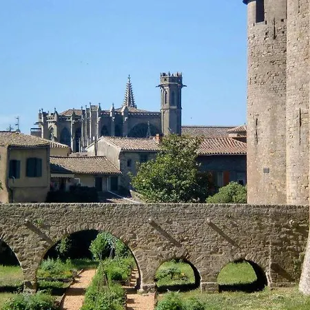 Confort ! Calme, Climatisation, Piscine, Parking Gratuit, Grande Terrasse, Netflix, Wifi Апартаменты