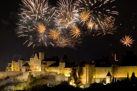 Confort ! Calme, Climatisation, Piscine, Parking Gratuit, Grande Terrasse, Netflix, Wifi *