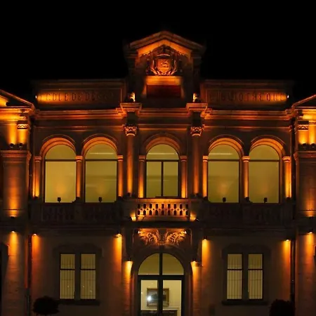 Апартаменты Confort ! Calme, Climatisation, Piscine, Parking Gratuit, Grande Terrasse, Netflix, Wifi