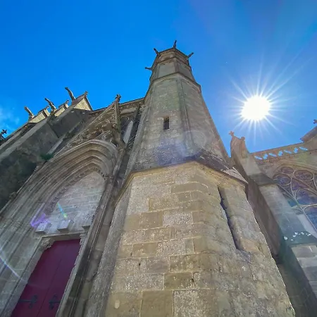 Апартаменты Confort ! Calme, Climatisation, Piscine, Parking Gratuit, Grande Terrasse, Netflix, Wifi Каркассон